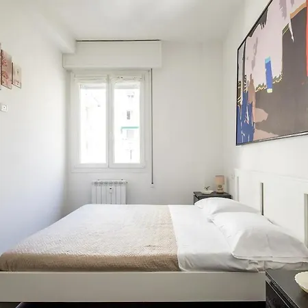 Apartment In The Center With Free Parking Apartament Bolonia